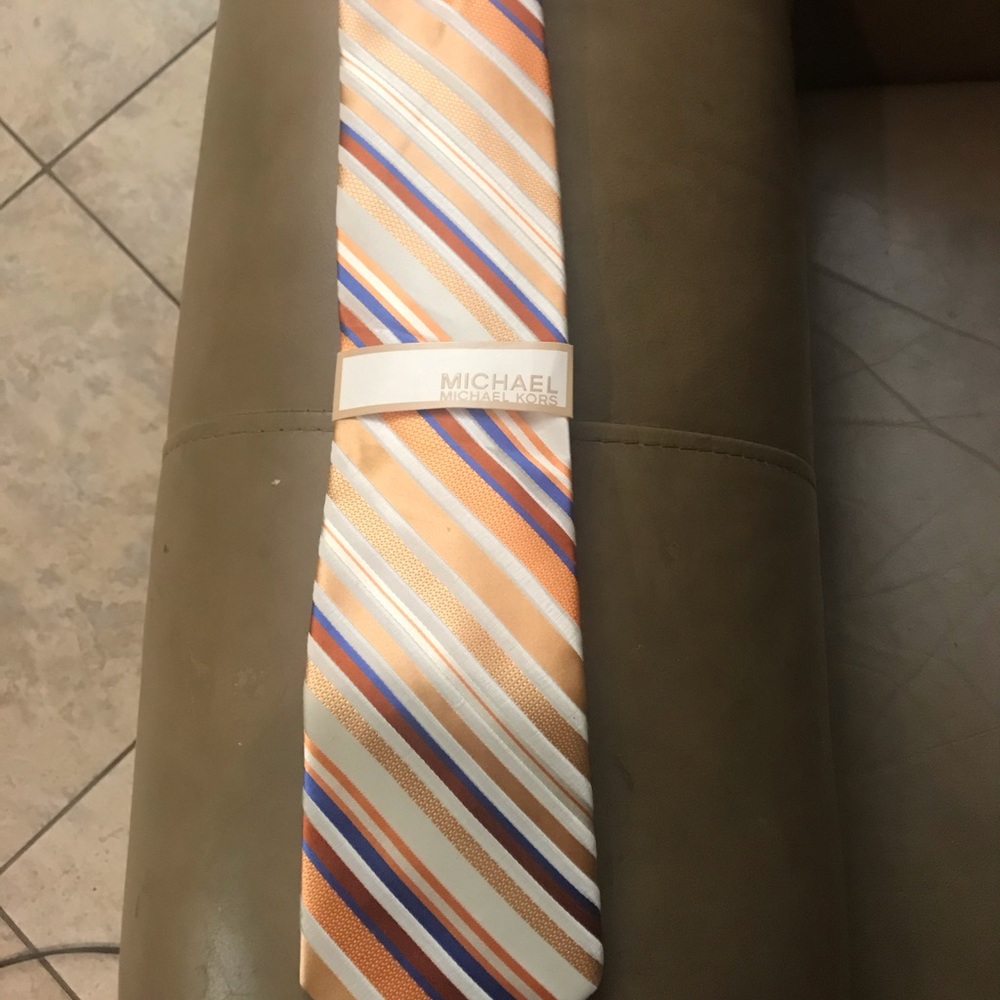 Michael Kors classic men’s tie